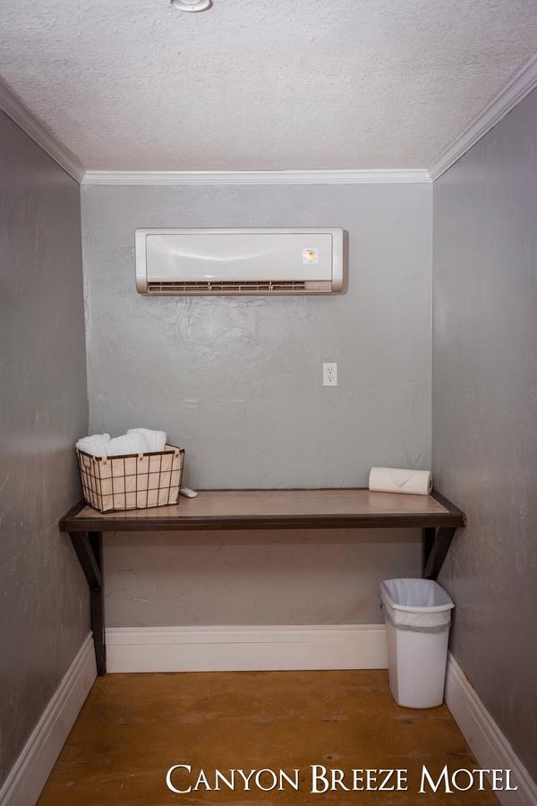 Canyon Breeze Motel Sulphur Esterno foto